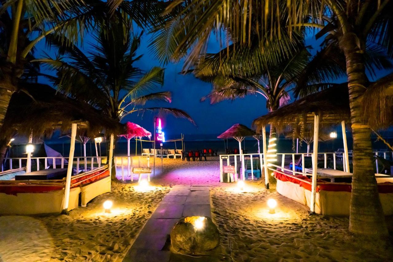 Village Susegat Beach Resort Morjim Eksteriør bilde